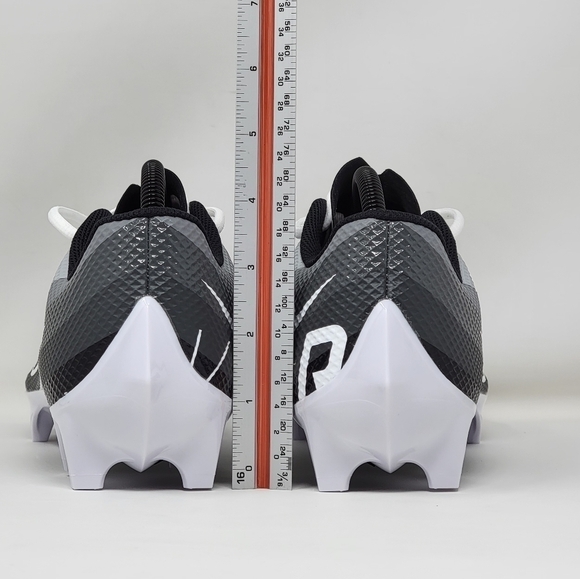 Nike Vapor Edge Speed 360 Football Cleats Black/White Men Size 16 DQ5110-001 New